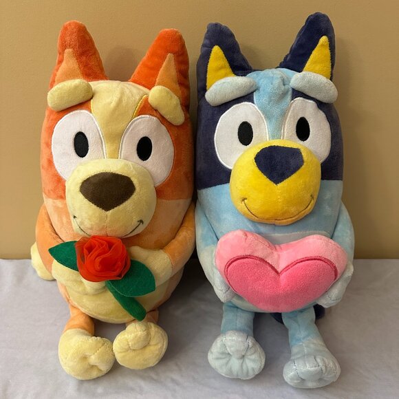 Bluey 14" Bingo and Bluey Valentine's Day / Love Themed Plush - Picture 1 of 12